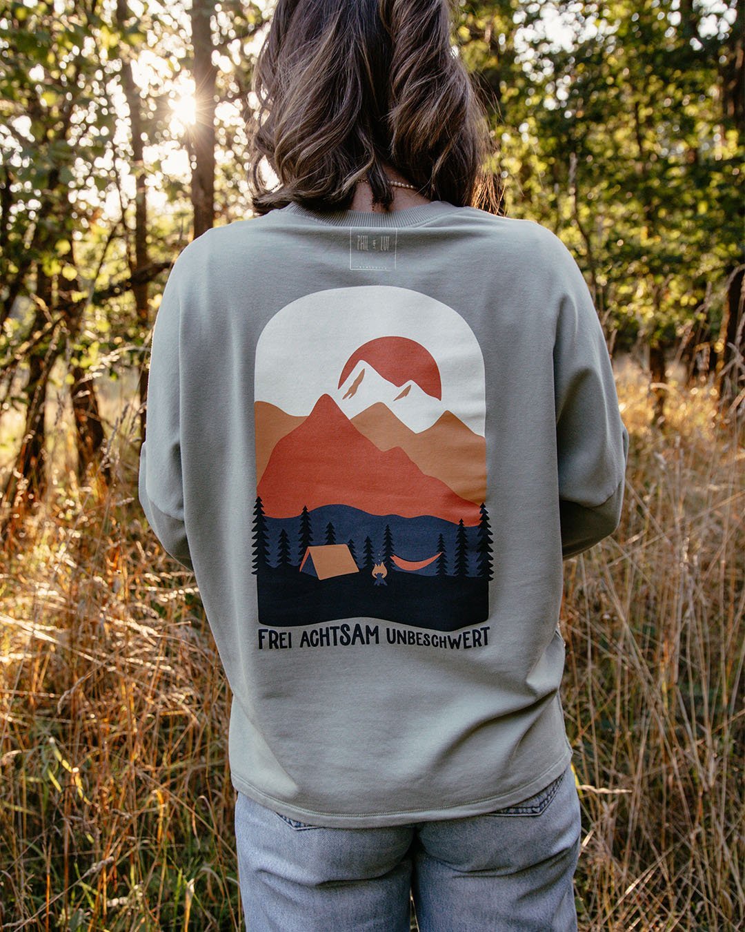 Sweater Zada - Desert Green - Hoodies & Sweater - MARKTSAM