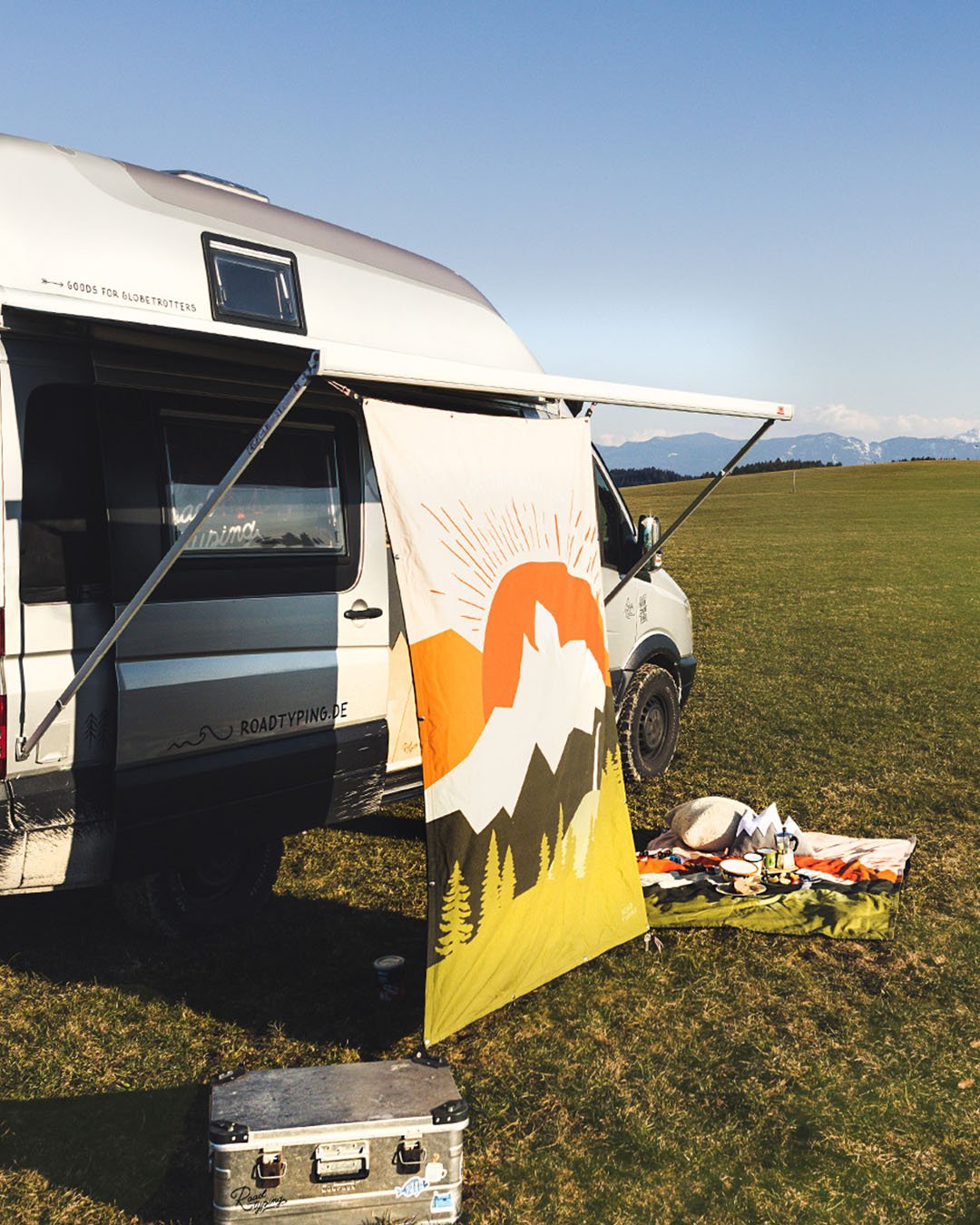 Multifunktionale Campingdecke Adventure awaits - Outdoor & Camping - MARKTSAM